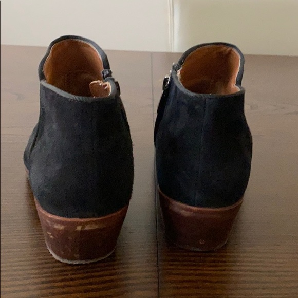Sam Edelman Petty Chelsea Boot 7 - Picture 3 of 6